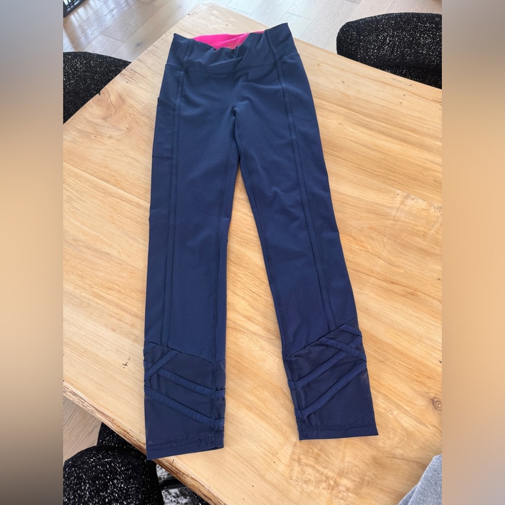 Lily Pulitzer leggings in Navy